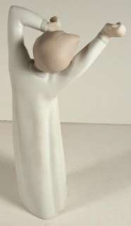 Yawning Boy Lladro #4870 Matte Finish Retired 1991  