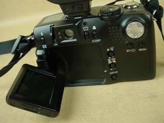 Canon Power shot G2 sharp digital camera 4.0 mega pixel w/220 EX 