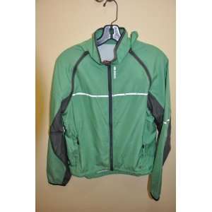  Sugoi Womens Versa Jacket Jade Large: Sports & Outdoors