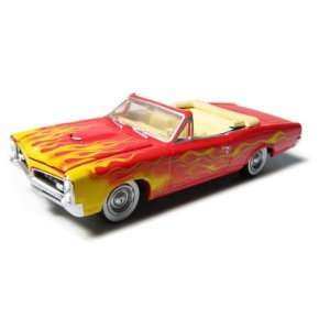  GreenLight 1967 Pontiac GTO Muscle Car Garage Up in Flames 