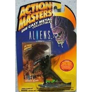  Action Masters Die Cast Metal Queen Alien with Collectible 