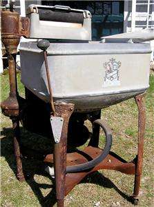 Vintage 1930s Maytag washer washing machine for parts/restoration, no 