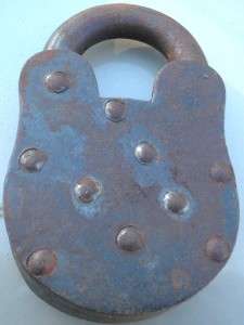 Cast Iron Alcatraz Penitentiary Prison Padlock Lock Key  