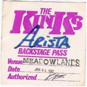    Kinks Meadowlands Original Backstage Pass 1982: Home & Kitchen