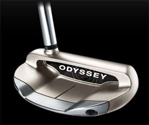 The Black Series #3 putter integrates a carbon steel body and a 