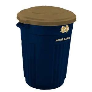  Notre Dame Fighting Irish NCAA 32 Gallon Trash Can: Sports 