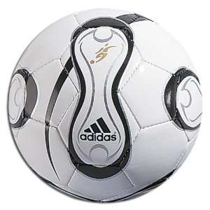 adidas Teamgeist Swerve DB Mini Soccer Ball: Sports 