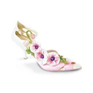  Poppy Collectible Miniature Shoe