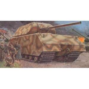   Series 1/35 Maus German Wwii Super heavy Tank Model Kit: Toys & Games