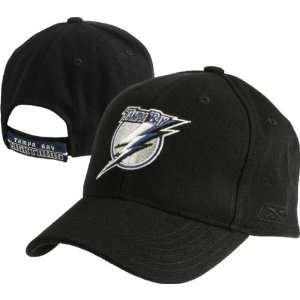 Tampa Bay Lightning Youth Team Logo Adjustable Hat:  Sports 