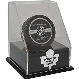   Leafs Team Logo Single Hockey Puck Display Case: Sports & Outdoors