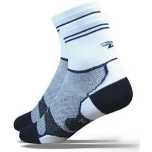  Defeet Levitator Lite Socks   Black/White 09 Sports 