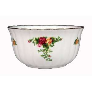  Royal Albert Old Cournty Roses 5 inch Fluted Bowl: Kitchen 