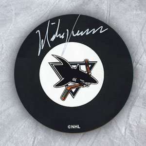  MIKE VERNON San Jose Sharks SIGNED Hockey Puck: Sports 