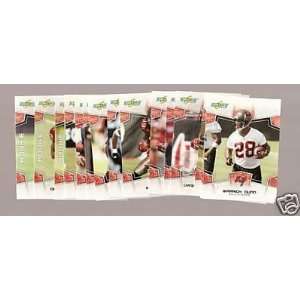   cards including Jeff Garcia, Warrick Dunn and more!: Sports & Outdoors