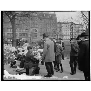   vendor making a sale,Union Square Park,New York