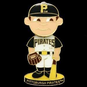 Pittsburgh Pirates Bobble Head Baseball Player Pin:  Sports 