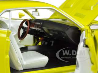   car model of 1971 Plymouth Cuda 383 Yellow /Lemon Twist by M2 Machines