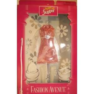  Barbie Teen Skipper Fashion Avenue 1998: Toys & Games