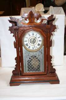 Antique INGRAHAM & CO Bristol Conn. Walnut Mantel Clock  