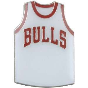  Chicago Bulls Team Jersey Pin: Sports & Outdoors
