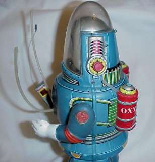 ROSKO NOMURA BATTERY OPERATED ASTRONAUT ROBOT TOY TIN LITHOGRAPH 
