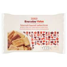 Tesco Everyday Value Biscuit Barrell 900G   Groceries   Tesco 
