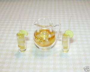 Miniature Pitcher of Iced Tea w/2 Glasses: DOLLHOUSE  