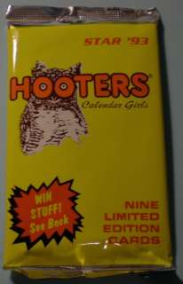 1993 Hooters Calendar Girls Trading Card Pack  
