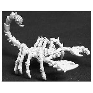  Giant Scorpion (OOP) Toys & Games