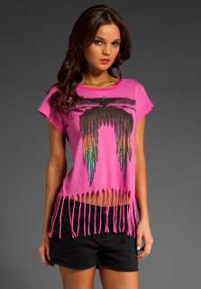 WILDFOX COUTURE Hawk Feather Fringe Tee in Magenta at Revolve Clothing 
