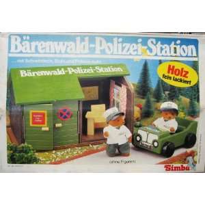   599 2031 BÄRENWALD Polizei Station aus HOLZ fein lackiert (Alter 3