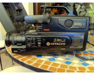 Videocamera professionale Hitachi s7200E a Milano    Annunci
