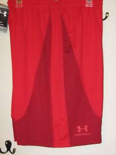 NWT$35 UNDER ARMOUR BATTLE FOOTBALL TRAINING SHORTS RED  