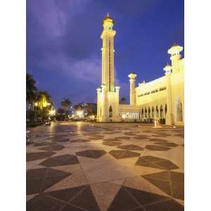  Omar Ali Saifuddien Mosque at Dusk, Bandar Seri Begawan 