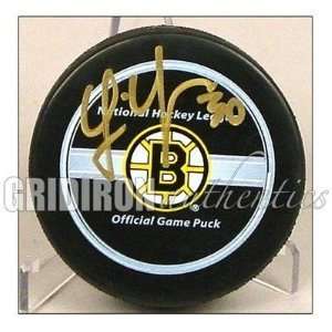 Tim Thomas Boston Bruins   Hand Signed Autographed Authentic Game Puck 